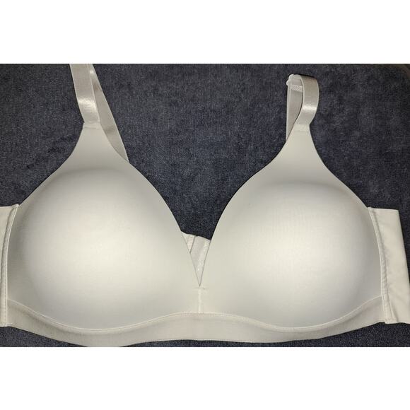 Womens STRM LINE intimates White wireless bra size 40C - Picture 2 of 7